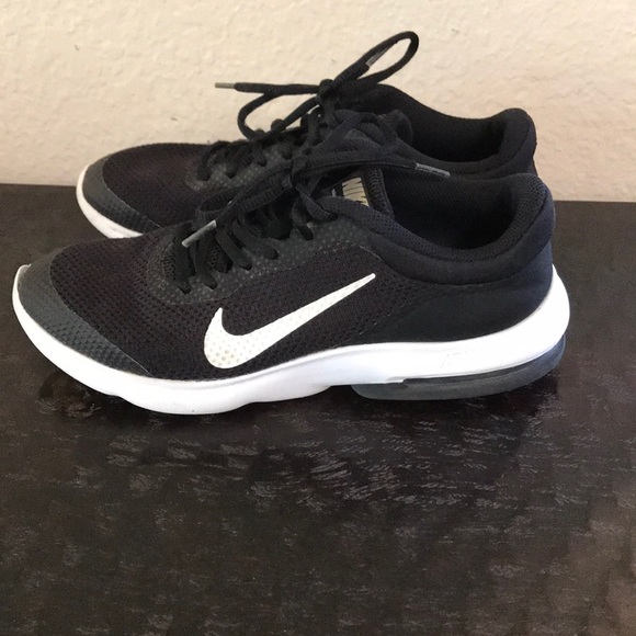 Nike Other - NIKE  Air Max youth boys 6